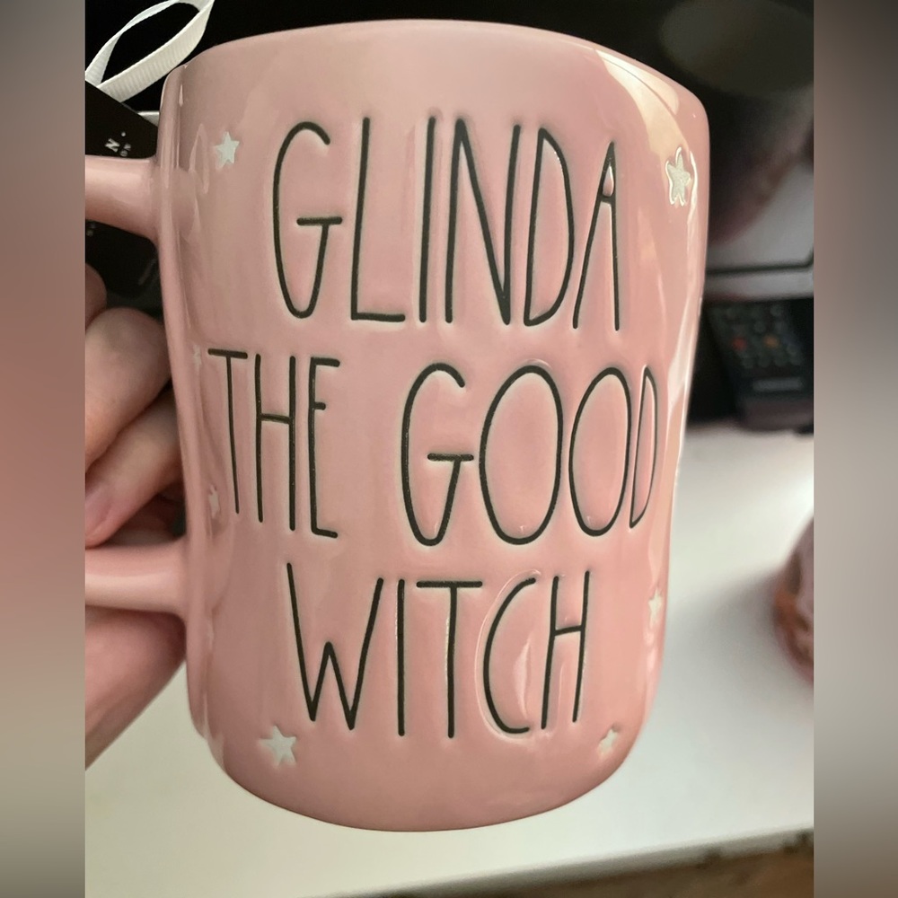 Glinda mug by Rae Dunn